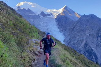 La historia del ultramaratonista que conquistó los Alpes en el Viejo Continente