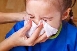 Aumento de influenza en menores de 5 años: prevención, sintomatología y cuándo no enviarlos a clase