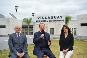 Bordet le mostró a Fernández la nueva terminal de Villaguay, que se construye con fondos nacionales