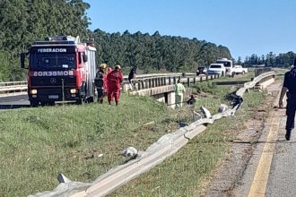 Despiste y vuelco en la autovía Artigas: un camionero perdió la vida al caer de un puente