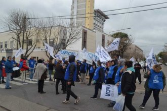 Apuntan contra el gobierno provincial por las demoras en el pase a planta de trabajadores de Salud