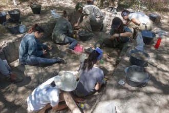 Investigadores entrerrianos participan de excavaciones para estudiar población de hace 2.000 años