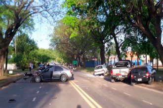 Múltiple choque en avenida Almafuerte de Paraná: hubo varios hospitalizados