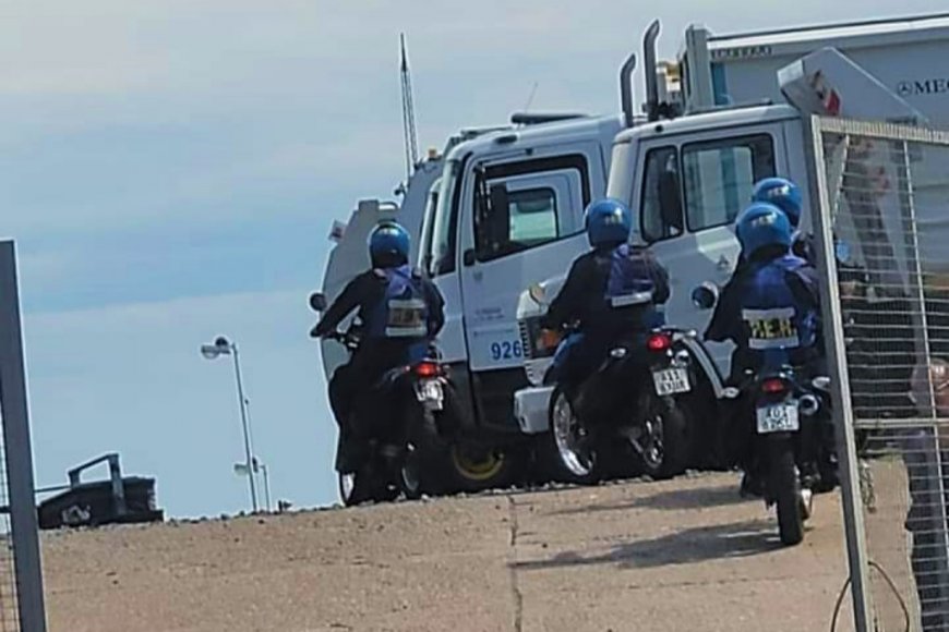 Paraná: hubo policías en dependencias municipales.