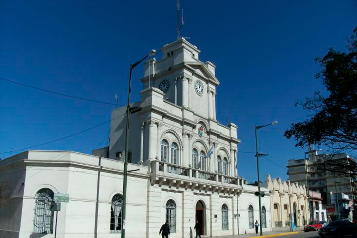 Abogado fue detenido por presunto hostigamiento y amenazas a vecinos de un barrio residencial - Noticias - Elentrerios.com