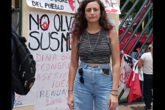 Enviada a Perú por la Liga Internacional Socialista, Burgos participa en las masivas manifestaciones