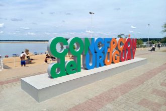 Alberto Fernández, en Concepción del Uruguay: anuncia obras y se reúne con empresarios turísticos
