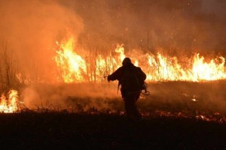 Entre Ríos es una de las tres provincias con incendios activos este lunes