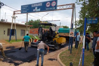 Llegó el asfalto a barrio El Brillante “con recursos que genera el complejo termal”