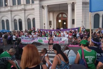 Postales del 8M en Entre Ríos. Miles de mujeres marcharon “por las que ya no pueden”