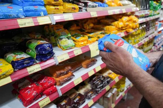Según INDEC, la inflación se mantuvo en 1,9% y acumuló 33,6% en los últimos doce meses