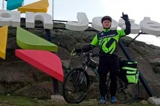 Unirá los 17 departamentos de la provincia en bicicleta: la travesía de un sanjosesino que se propuso “bajar un cambio”