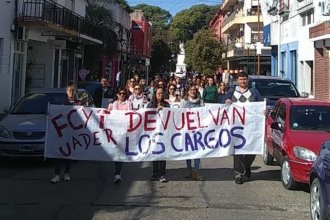 Estudiantes y docentes, de nuevo a la calle: continúan los reclamos por los cargos en el Colegio Nacional