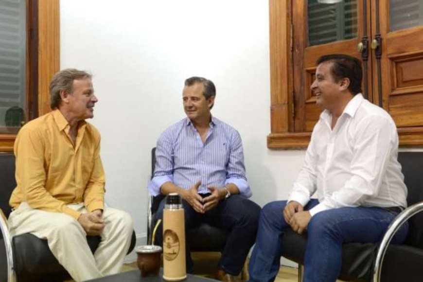 Bahl y Casaretto junto a Eduardo Macri. Enero 2020