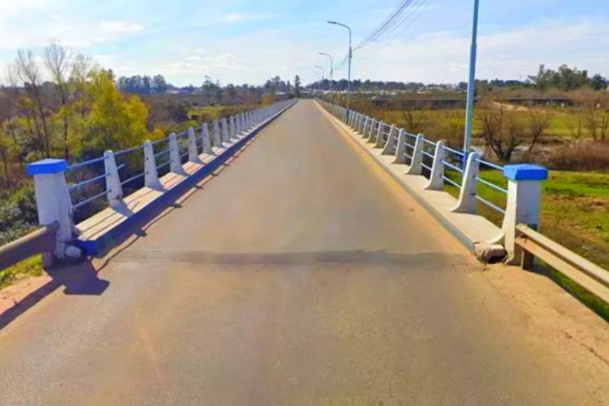 Puente ubicado sobre el arroyo Yuquerí Grande.