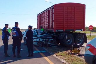 Tragedia en Entre Ríos: un hombre murió tras incrustarse con su auto debajo de un acoplado