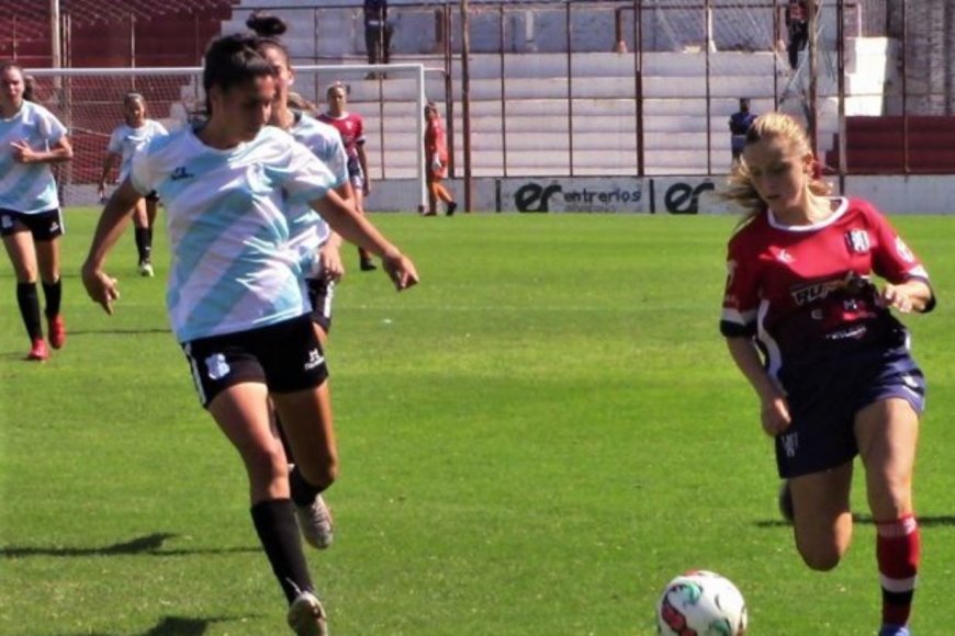 De Archivo: fútbol femenino en Paraná.