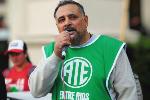 Muntes, duro contra legisladores: &ldquo;Que los senadores pidan jubilarse es una bofetada a los trabajadores&rdquo;