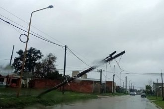 Anegamiento de calles y postes caídos: el temporal descargó 90 milímetros de agua en Gualeguaychú y hay nuevo récord