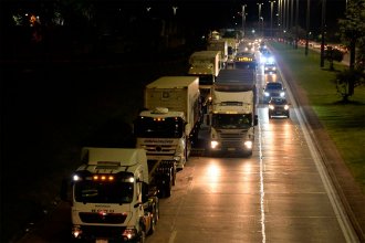 Multas de US$ 200.000 a una sola empresa. Se agrava el conflicto entre transportistas argentinos y el gobierno uruguayo