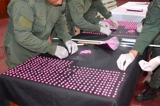 “Laurita” detectó en Ruta 14 paquetes con 25 mil pastillas de éxtasis, cocaína rosa y marihuana