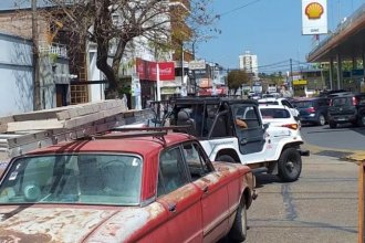 Largas filas y preocupación en Concepción del Uruguay, por la escasez de combustibles en estaciones de servicio