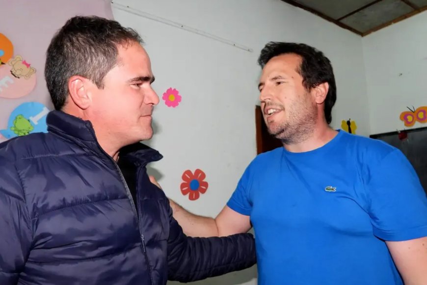 El que se vay el que llega: Hassel con Benedetti.