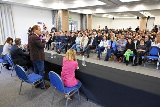 De cara al ballotage, Bordet reunió a todos los referentes de Unión por la Patria para trabajar por el triunfo de Massa en Entre Ríos