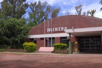 Integrantes de la comunidad educativa de la Facultad de Ingeniería de UNER convocaron a no votar por Milei