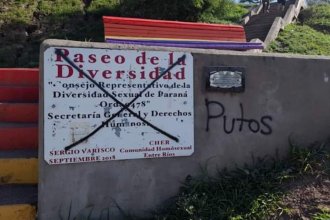 A días de la marcha del Orgullo, vandalizaron otra vez el Paseo de la Diversidad en Paraná