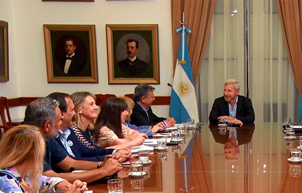 El gobierno provincial convocó a los gremios docentes a una nueva ...