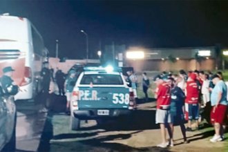 Barras de Nacional golpearon y asaltaron a un “arbolito” en Gualeguaychú