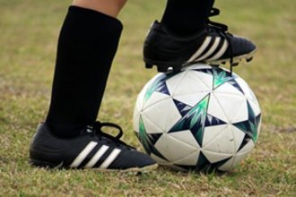 La Liga uruguayense decidió “parar la pelota” tras incidentes y balacera a la casa de un jugador