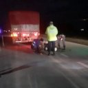 Motociclista falleció al chocar contra un camión
