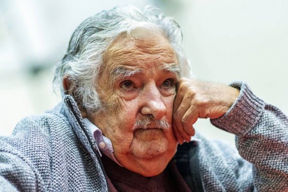 <i>Pepe</i> Mujica contó que tiene un tumor en el esófago, que es “doblemente complejo”