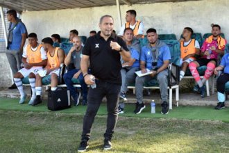 Renunció el DT de Gimnasia de Concepción del Uruguay, tras la goleada en Las Parejas