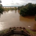 En Colón, el río se acercaría a los 9 metros. Piden evacuar “antes que el agua ingrese a las viviendas”