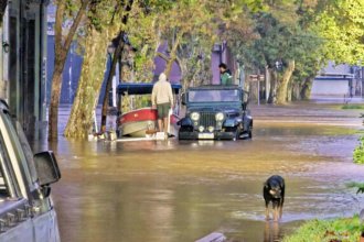 Paysandú tiene casi un millar de evacuados y el río al nivel de la creciente de noviembre
