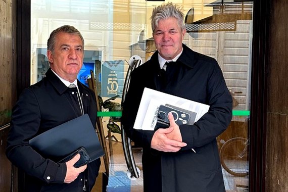 Burlando renunció a la defensa de Urribarri: el motivo de la dimisión y quiénes representarán al exgobernador