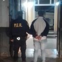 Allanamientos simultáneos, secuestro de elementos y un joven detenido en San José