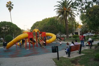 “Juegos y juguetes de ayer y de hoy”: visita a lugares históricos y caminata guiada, en el Mes del Niño