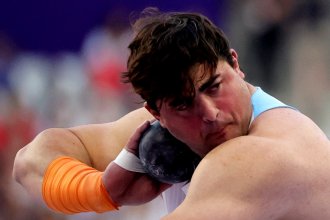 Sueño cumplido: Sasia debutó en París y fue décimo en su grupo