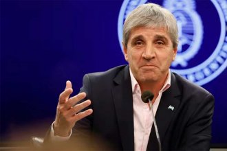 Caputo cargó contra los gobernadores que pidieron la baja de las retenciones y los mandó a "reducir Ingresos Brutos"