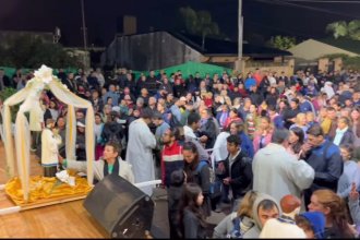 Una multitud peregrina a San Cayetano, a pesar del clima inestable