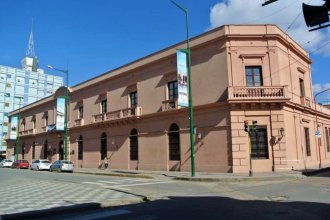 “Entre las dos costas”, buscan plasmar en un documental los lugares que fueron Casa de Gobierno