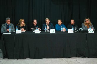 Frigerio, Romero y <i>Gurí</i> Martínez, juntos en la presentación de la carrera del TC en Paraná