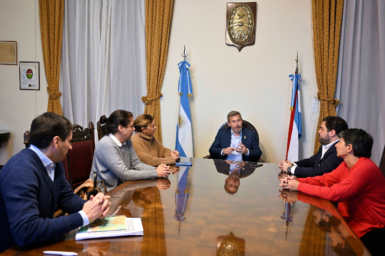 La reunión fue este martes, en Casa Gris.