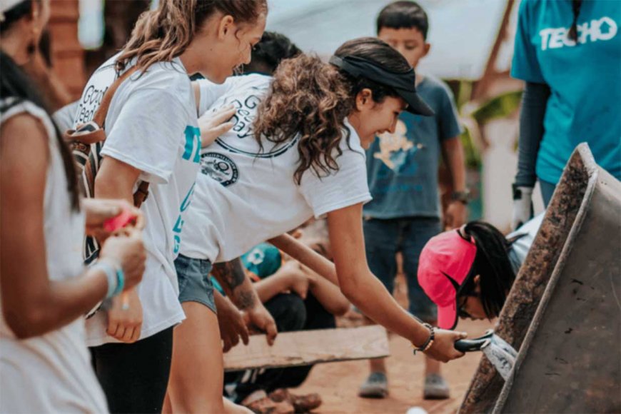 Voluntarios de TECHO, en acción