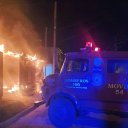 Cámaras de seguridad registraron al presunto autor del incendio de una vivienda