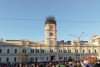 Miles de entrerrianos salieron a las calles a defender la universidad pública